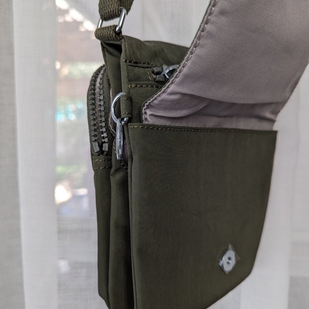 Kipling mini crossbody purse - Picture 3 of 8